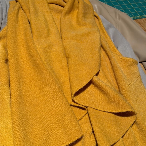 Vest - Picture 1 of 1